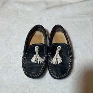 Boys navy Leather Loafers with Tassels size 6